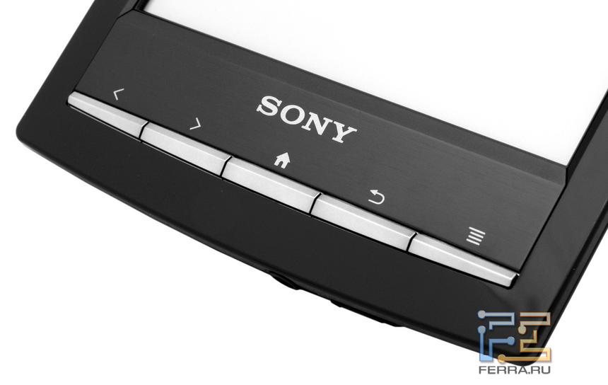 Ряд кнопок под экраном Sony PRS-T1