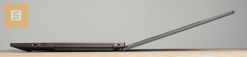 ASUSPRO ADVANCED B551LG радует широким углом раскрытия