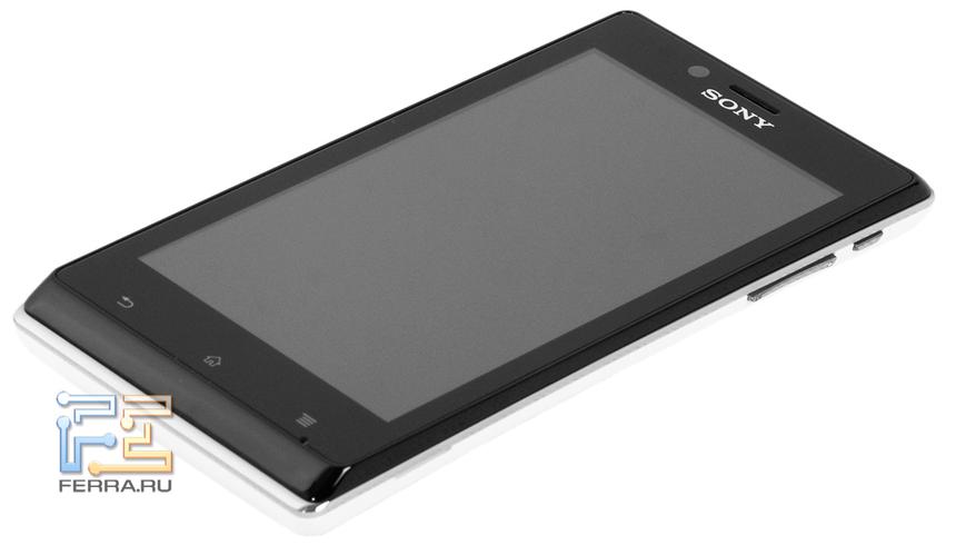 Общий вид смартфона Sony Xperia J