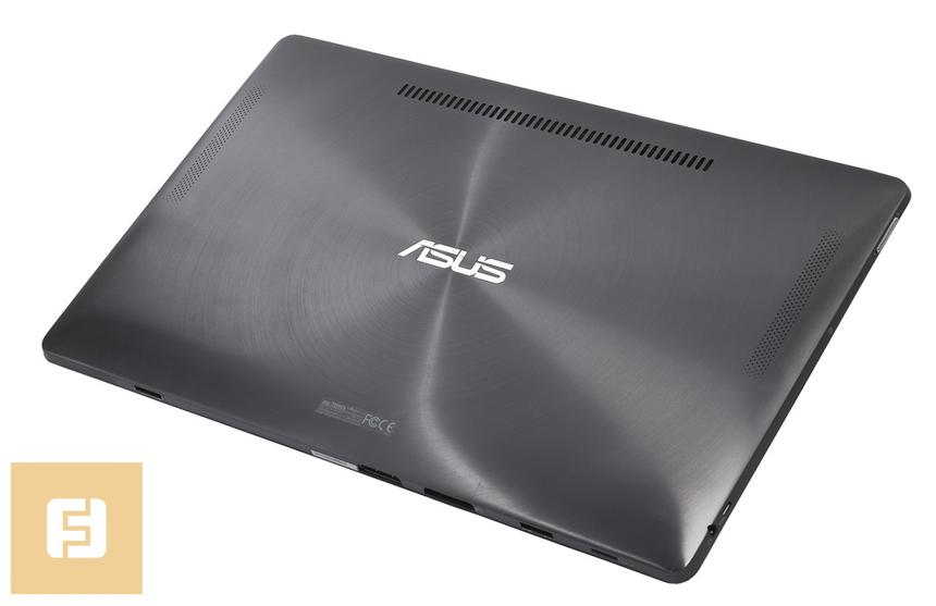Задняя сторона планшетной «половинки» ASUS Transformer Book TX300CA