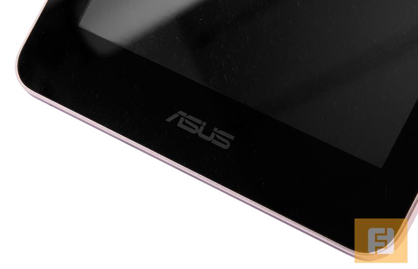 На лицевой панели Fonepad cнизу размещен логотип ASUS…
