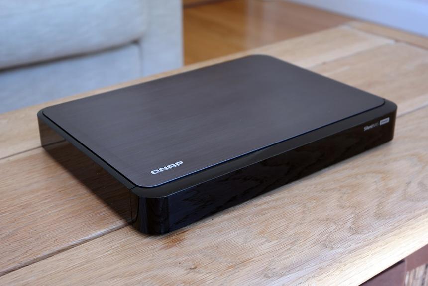 QNAP HS-210: необычный дизайн, привычная функциональность