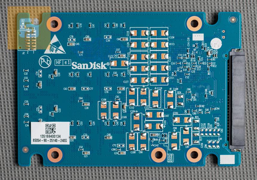 Печатная плата SanDisk Extreme II, тыльная сторона