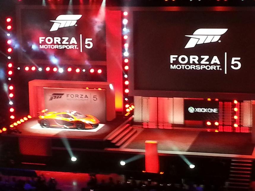 Microsoft знают толк в презентациях и ослепляют публику стилем