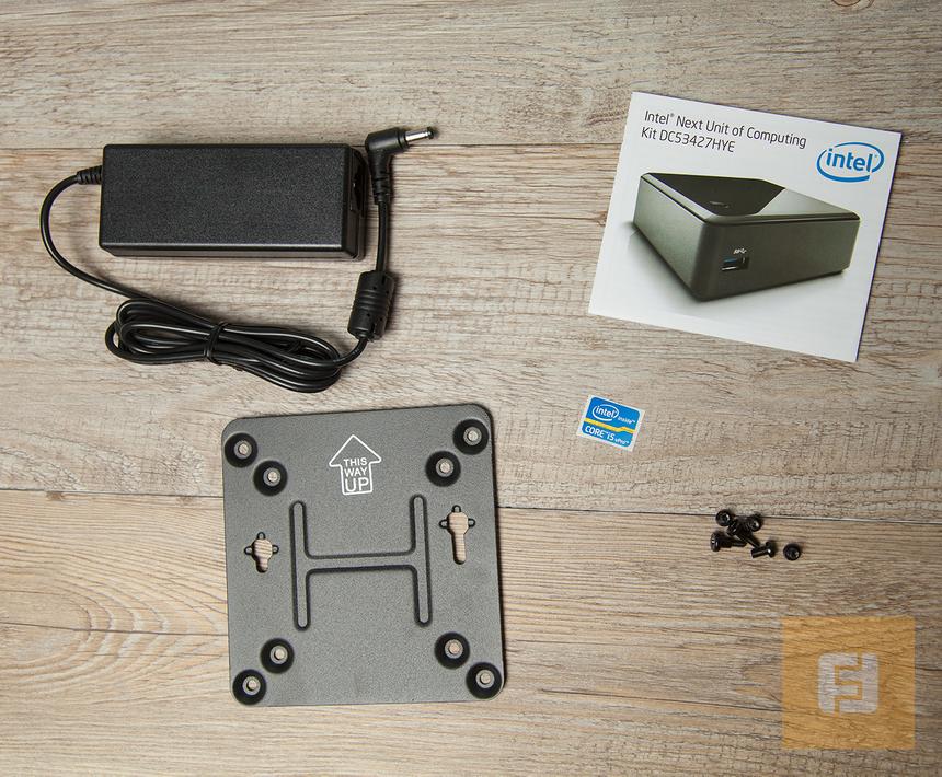 Комплектация Intel NUC DC53427HYE