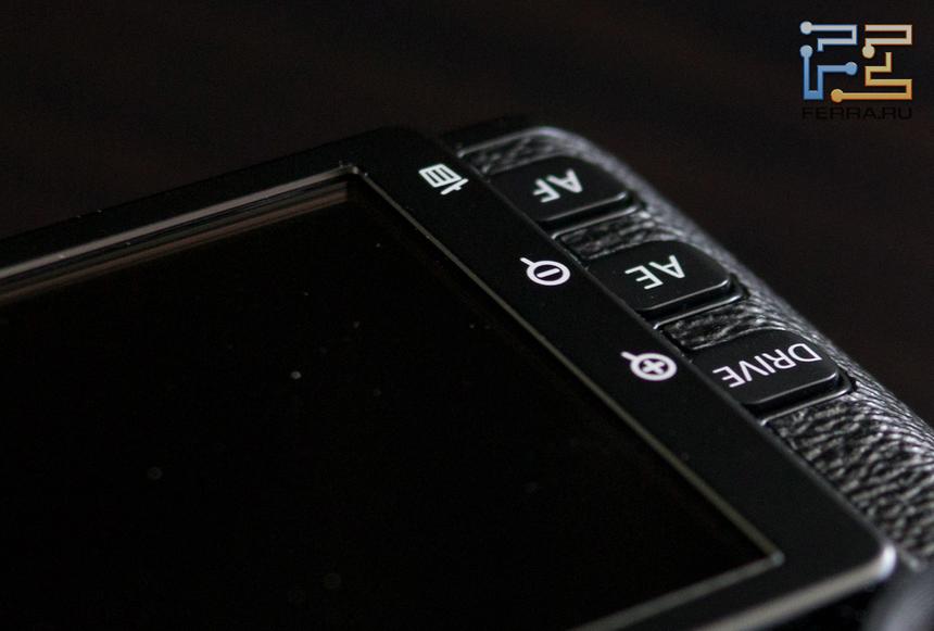 Кнопки на корпусе Fujifilm X-Pro 1 под левую руку