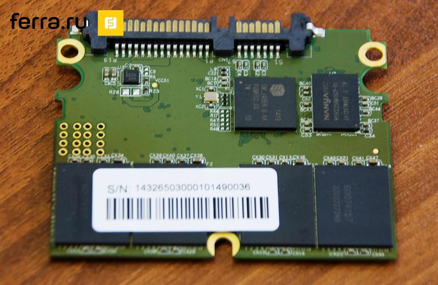 Печатная плата Corsair Force LX, лицевая сторона