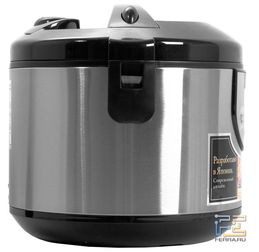 Учитывая наклон ложки при такой посадке, лучше ее предварительно все-таки облизать, чтоб не запачкать прибор