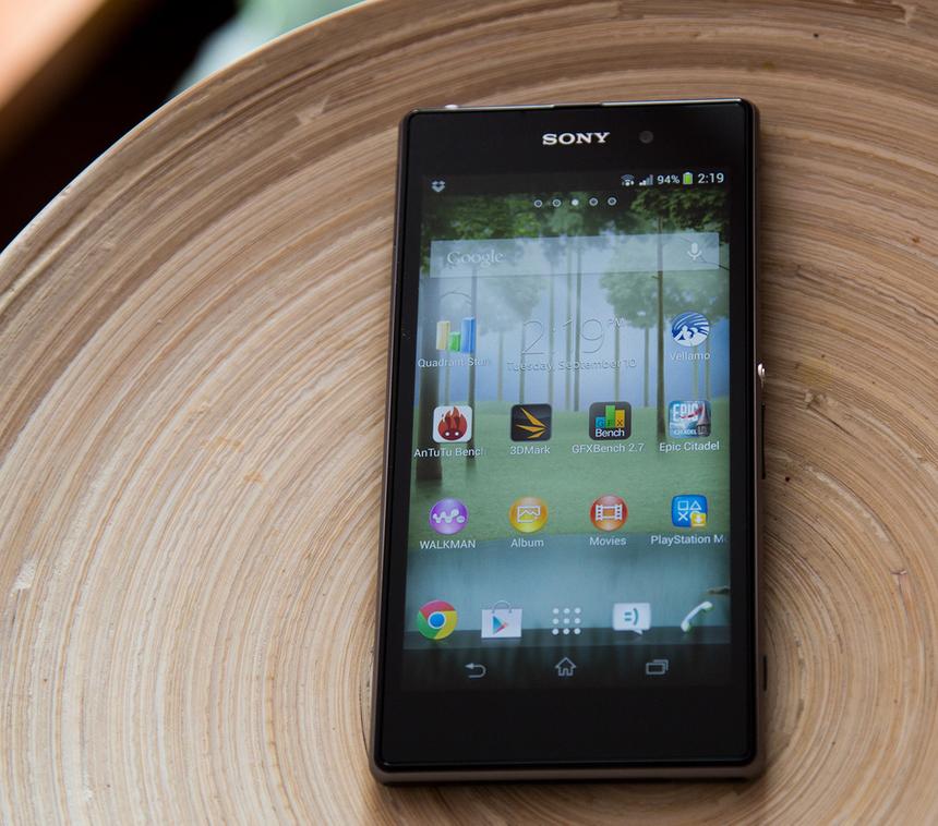 Общий вид Sony Xperia Z1