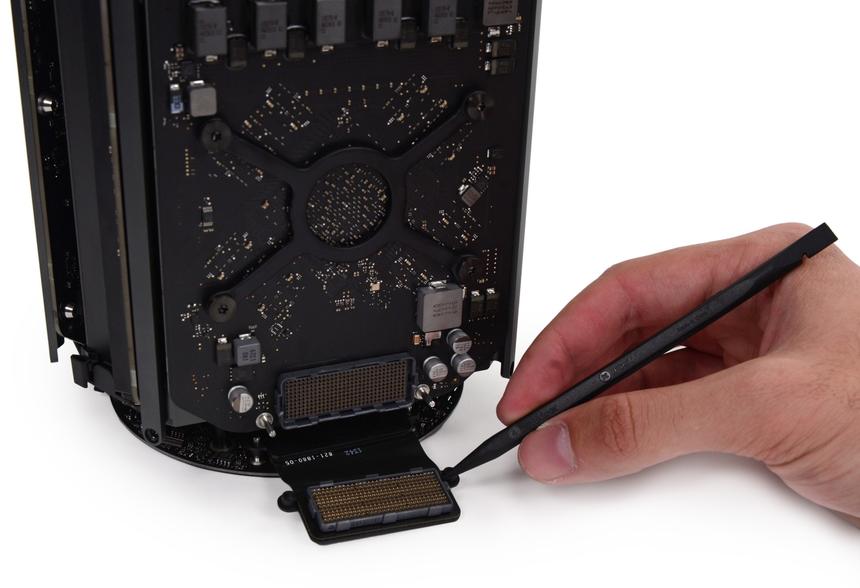 Разъем графических плат Apple Mac Pro 2013