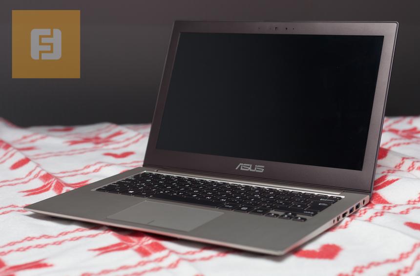 Открытый ASUS Zenbook UX32LN