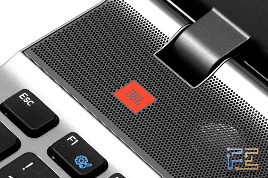 Динамики Samsung NP550P5C