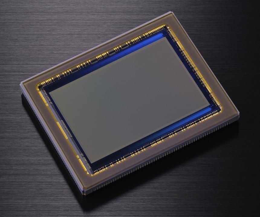 36.3-мегапиксельная CMOS-матрица Nikon D800