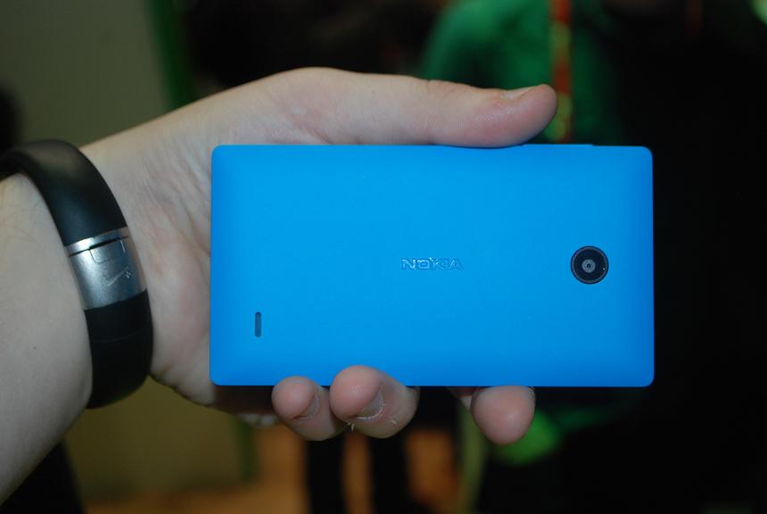 Задняя крышка и камера Nokia X+