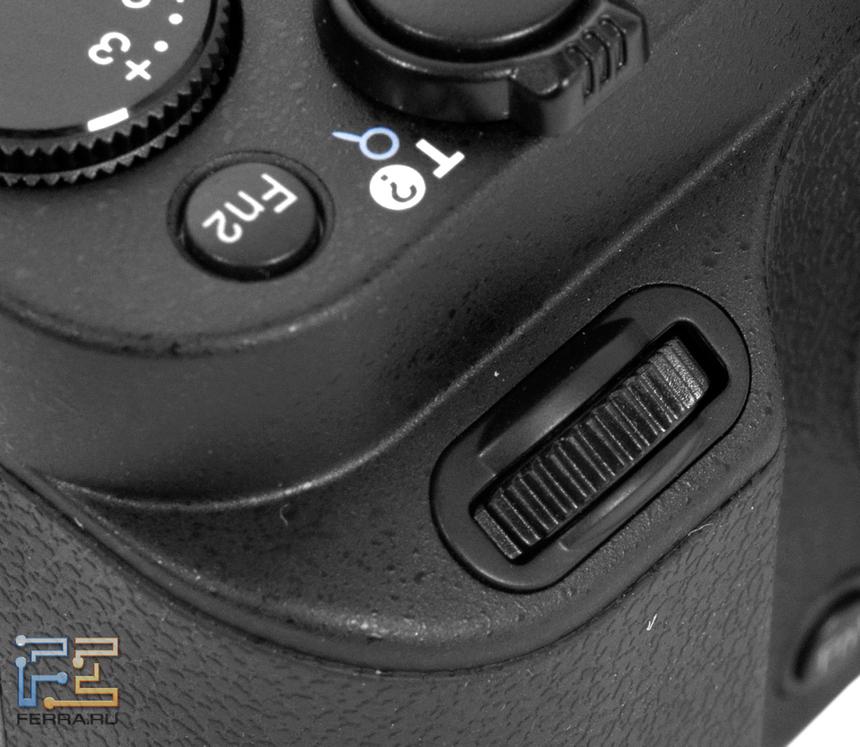 Фронтальный скроллер Nikon Coolpix P7700