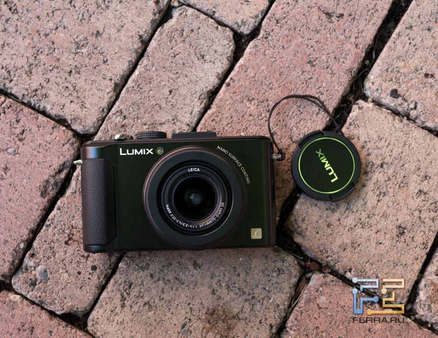 Lumix LX7, вид спереди