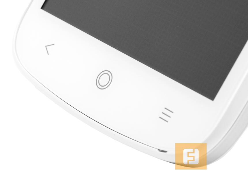 Стандартные аппаратные кнопки Android с нестандартной графикой — дизайнерская индивидуальность Acer Liquid E2