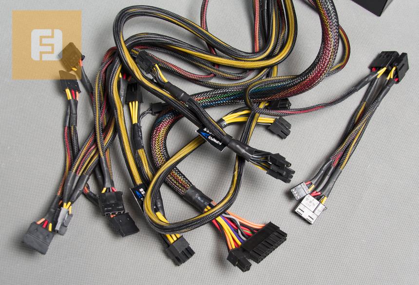 Кабели ZALMAN ZM700-SV