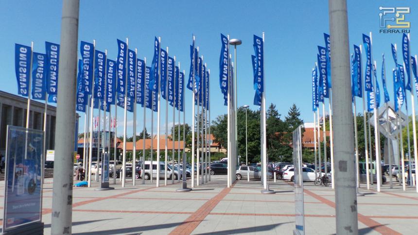 PS04.jpg Samsung Galaxy Camera, ISO 200, ЭФР 35 мм, f/3.0, 1/2000 c