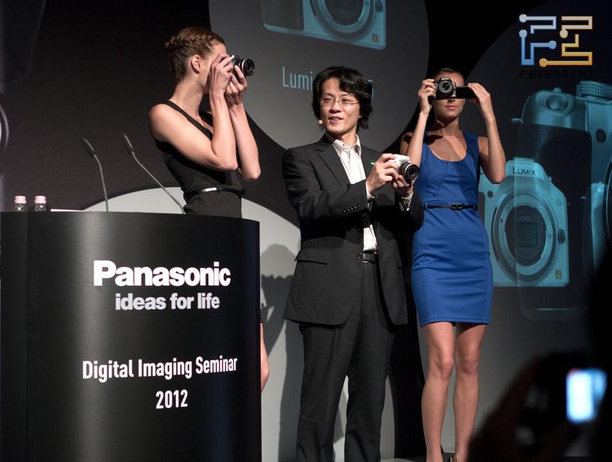 Panasonic Lumix G5 на презентации в Будапеште