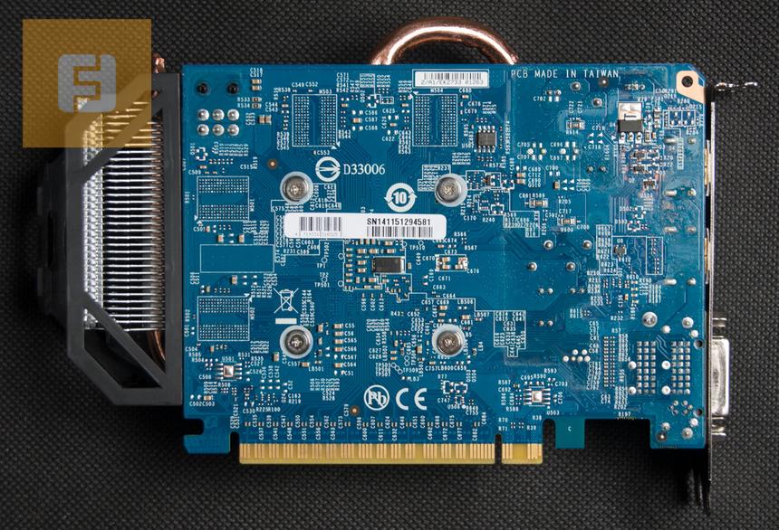 Тыльная сторона видеокарты Gigabyte GeForce GTX 750 Ti