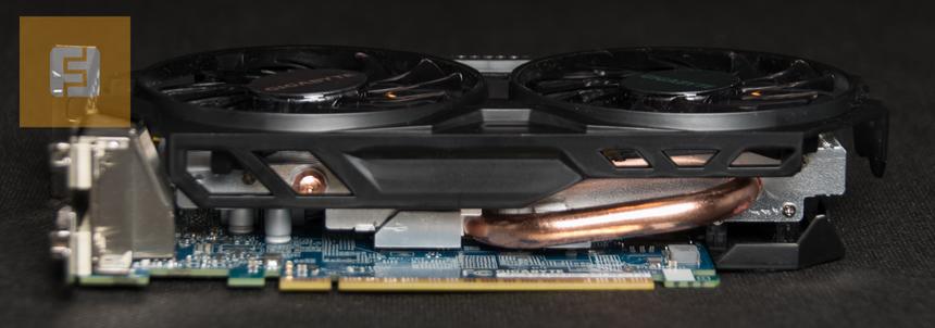 Вид с левого торца видеокарты Gigabyte GeForce GTX 750 Ti
