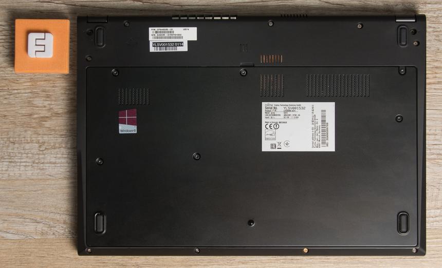 Нижняя панель FUJITSU LIFEBOOK U574