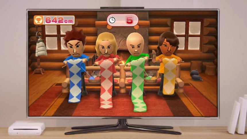 Кто же свяжет длиннейший шарф? Конечно же тот, кто быстрее всех трясет в руке контроллер старушки Wii