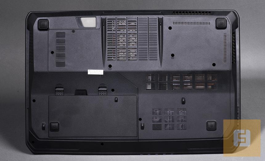 Задняя панель MSI GX70 3BE-028RU