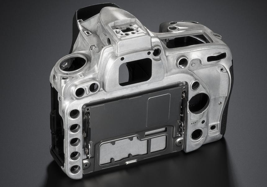 Материалы корпуса Nikon D750