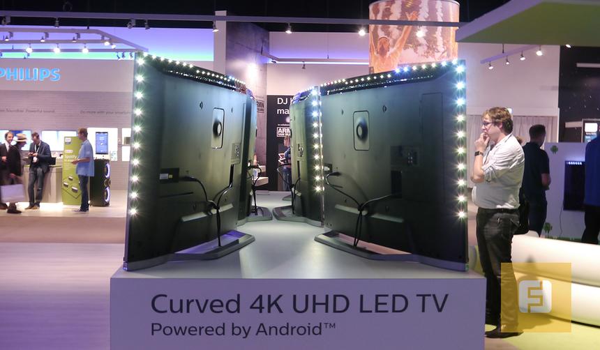 Изогнутые телевизоры Philips 8909