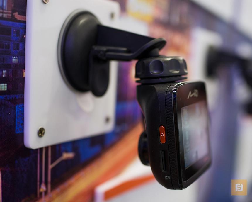 Mio MiVue 588 на выставке Computex 2014