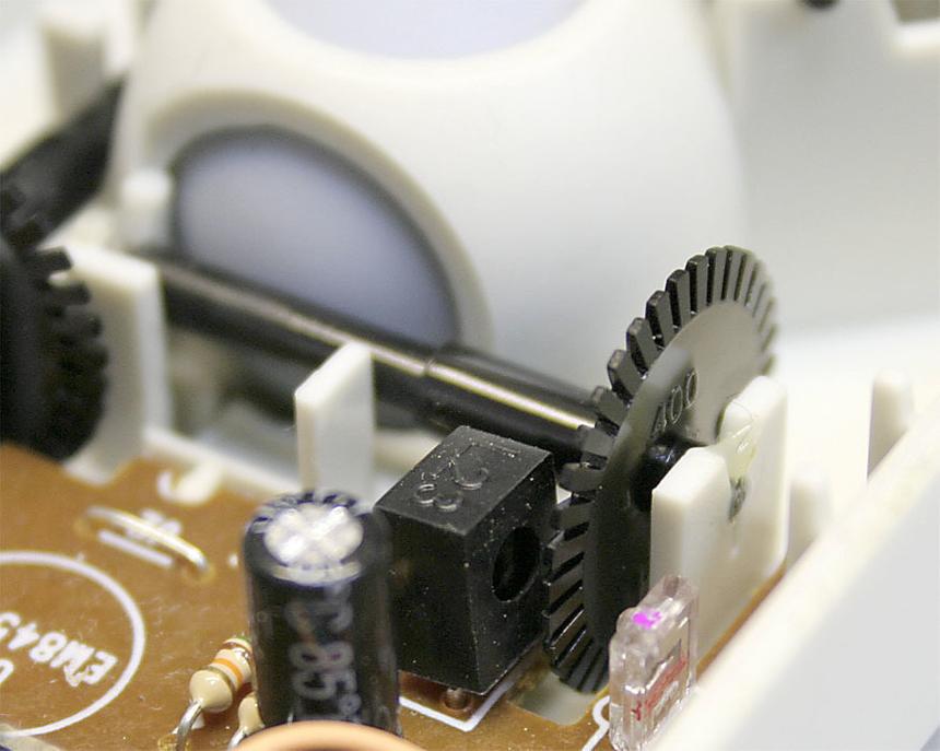 Древняя механическая мышь «в разрезе»