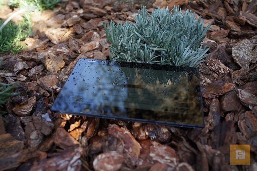 Планшет Sony Xperia Tablet Z2 на выставке MWC 2014