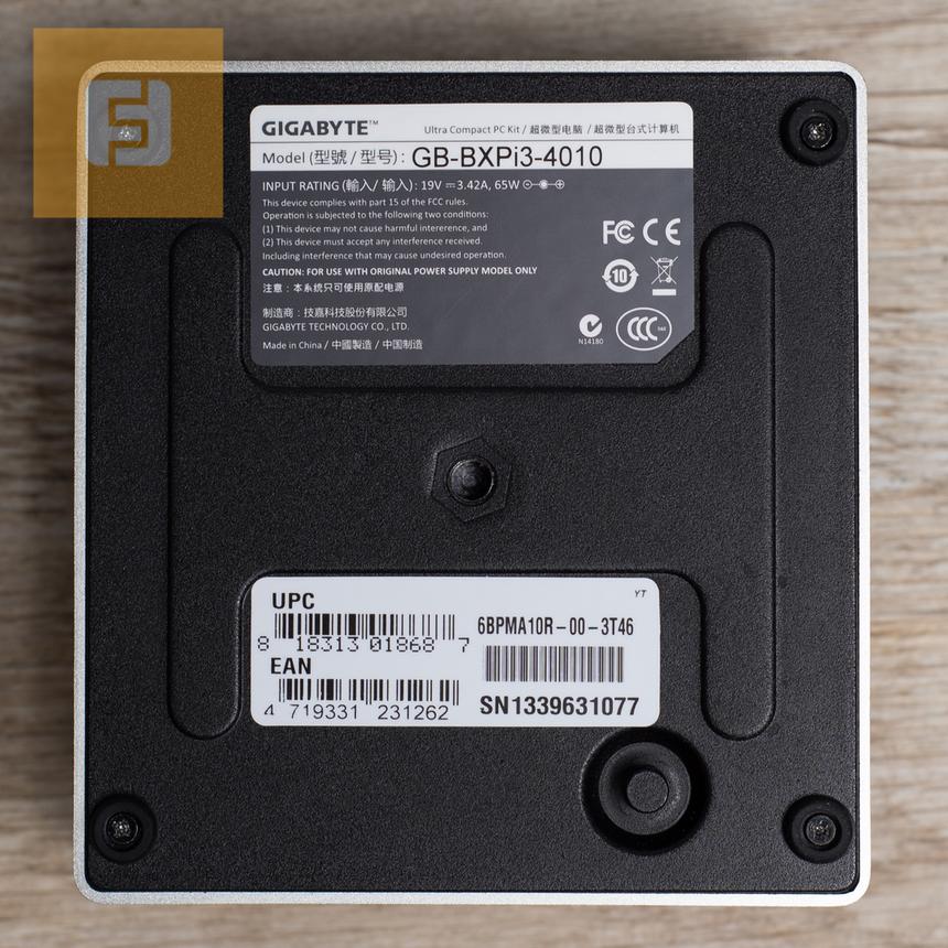 Нижняя панель GIGABYTE GB-BXPi3-4010
