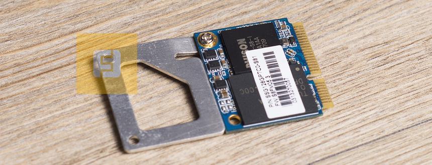 Разъём PCIe позволяет расширить функциональность устройства