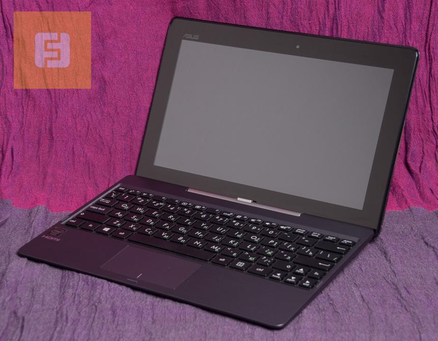 В собранном виде ASUS Transformer Book T100TA сложно отличить от обычного нетбука