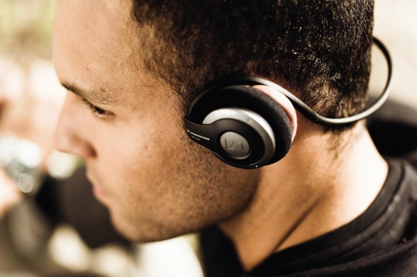 Sennheiser MM 100 отлично подходит для активного образа жизни