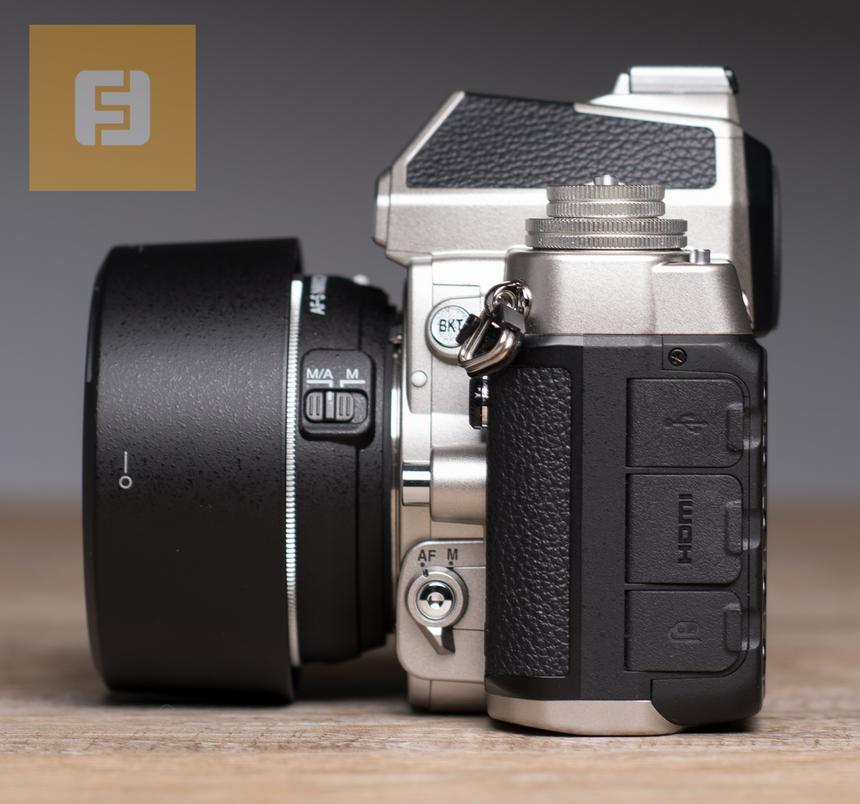 Левая боковая грань корпуса Nikon Df