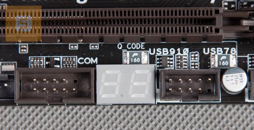 Дисплей POST-кодов на материнской плате ASUS A88X-PRO