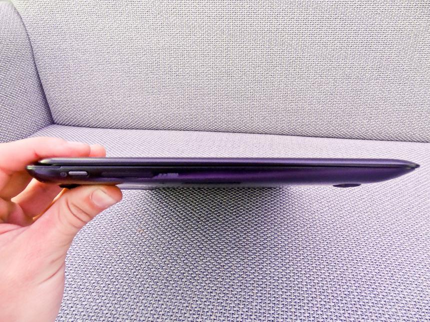 Acer Aspire S5 - вид слева