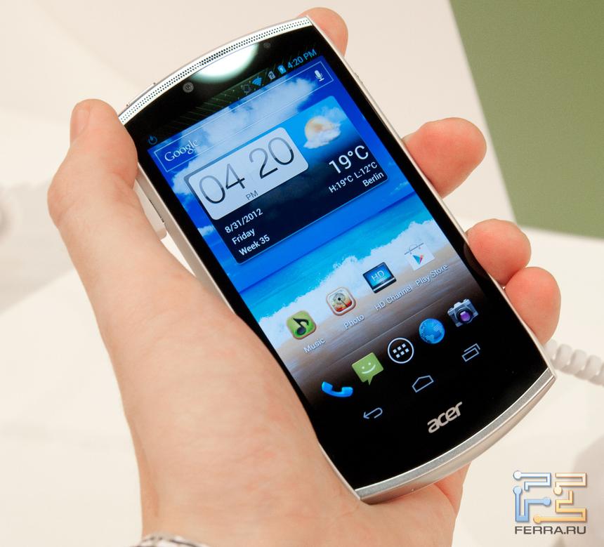 Acer Cloud Mobile в руке