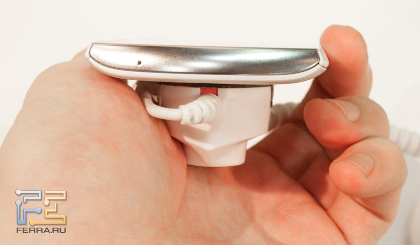 Нижняя грань Acer Cloud Mobile