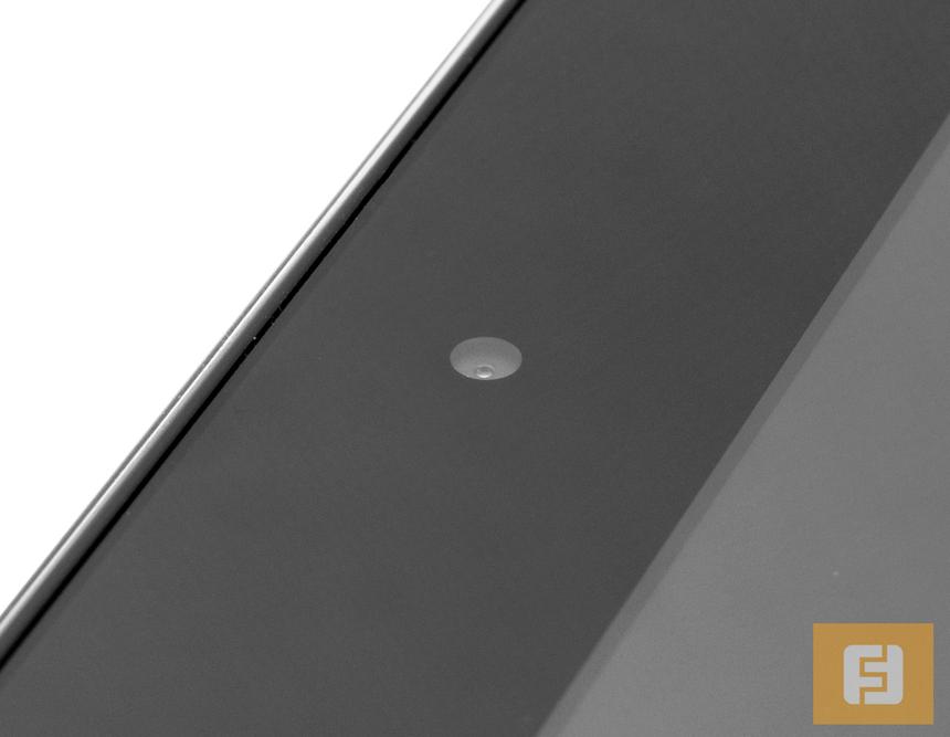 Фронтальная камера на ASUS PadFone Infinity Station дублирует смартфонную