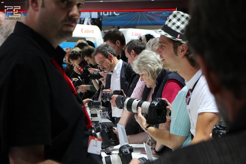 Canon EOS M, ISO Auto, f/5.6, 1/80 c