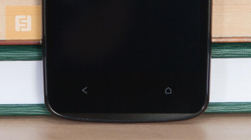 Кнопки под экраном HTC Desire 500