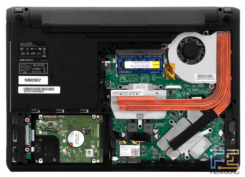 Ноутбук MSI X460 DX со снятой задней крышкой