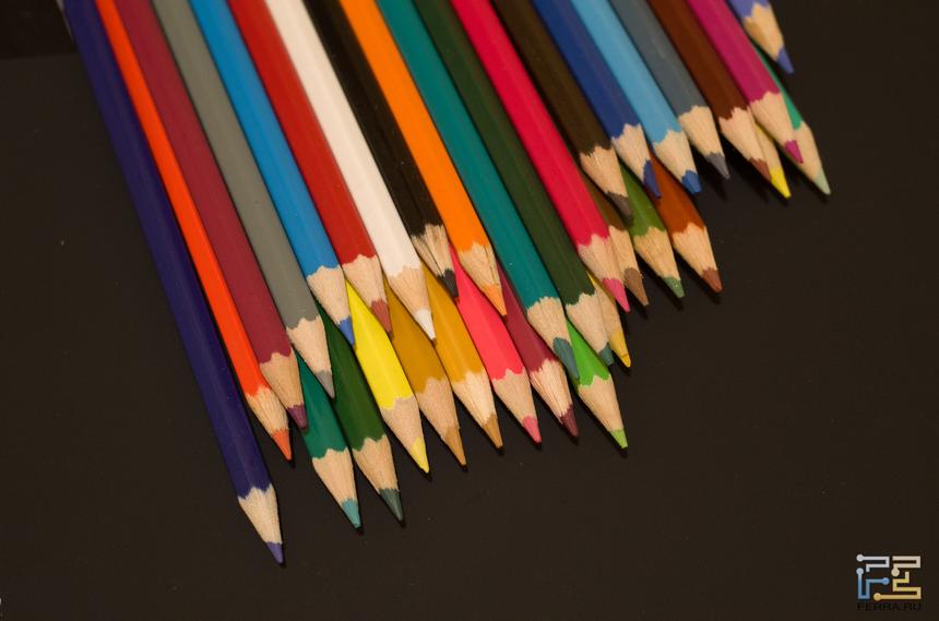 Pentax K-01 @ ISO 1600