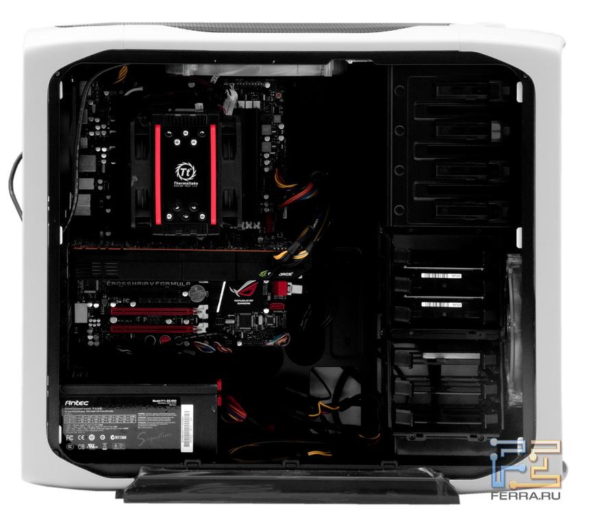 Собранная система в корпусе Corsair Graphite 600TW