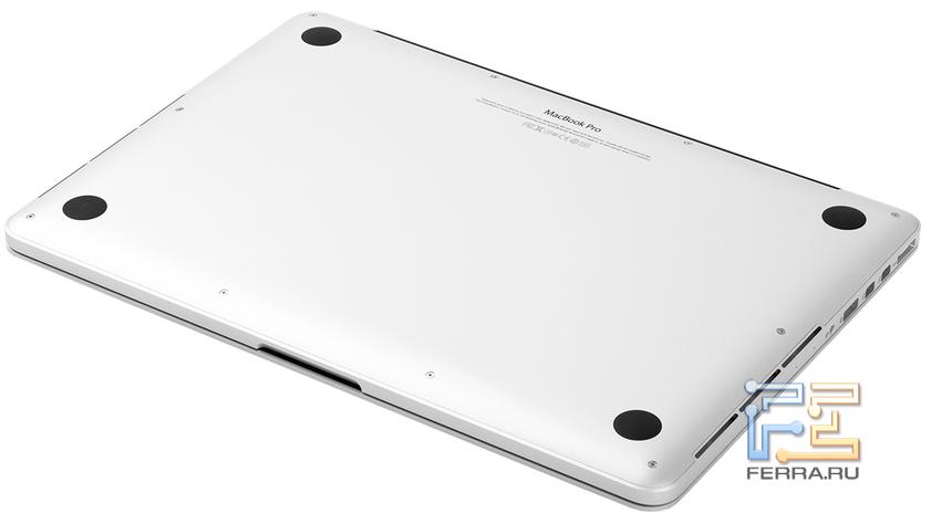 Вид снизу на MacBook Pro